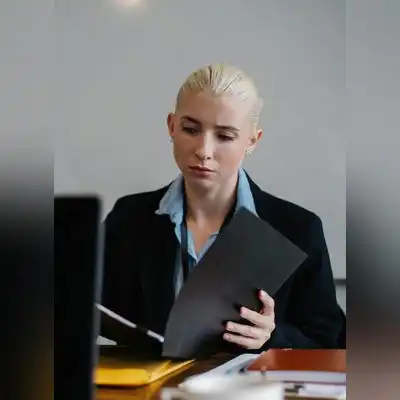 齐磊梦